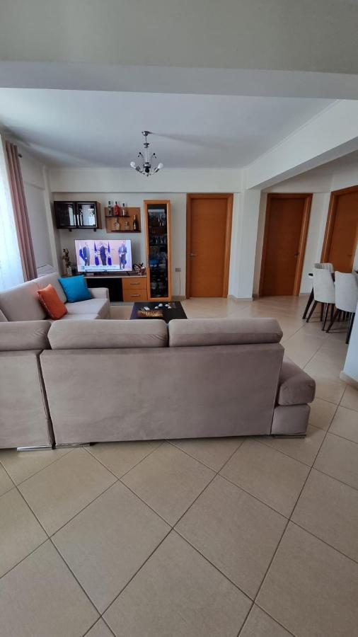 Ideal Apartments & Rooms Sarandë Exterior foto